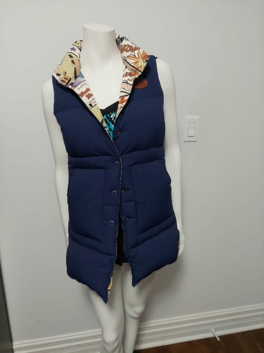 Rare Hysteric Glamour Reversible Manga Print Puffer Vest – Navy/Multi Small NWOT - Picture 4 of 12